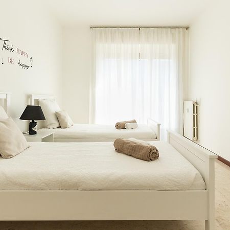 Apartamento Alessia'S Flat- Sondrio M3 Milán Exterior foto