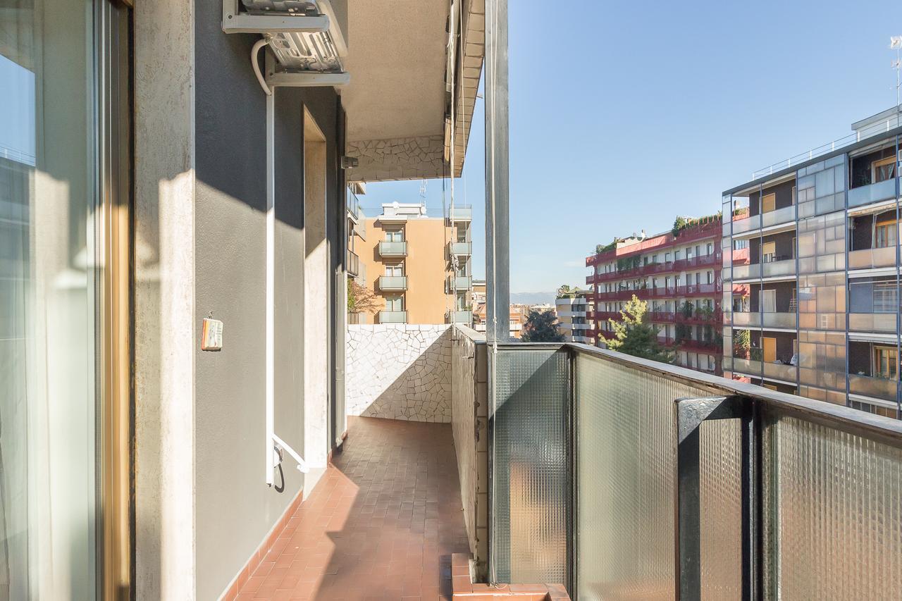 Apartamento Alessia'S Flat- Sondrio M3 Milán Exterior foto