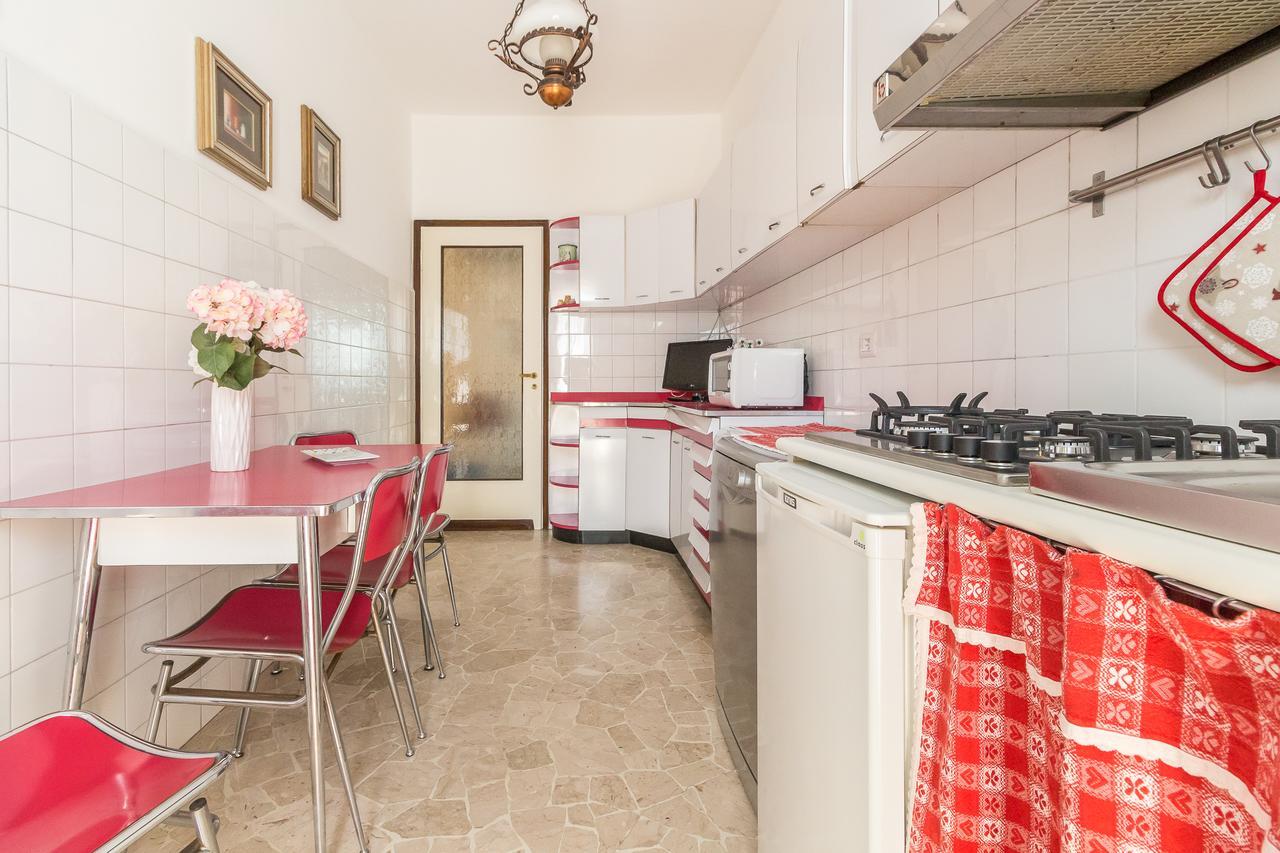 Apartamento Alessia'S Flat- Sondrio M3 Milán Exterior foto
